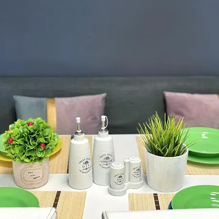 компас Apartment *