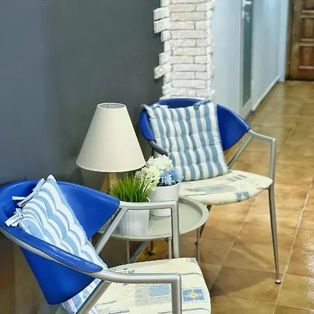 Apartment компас